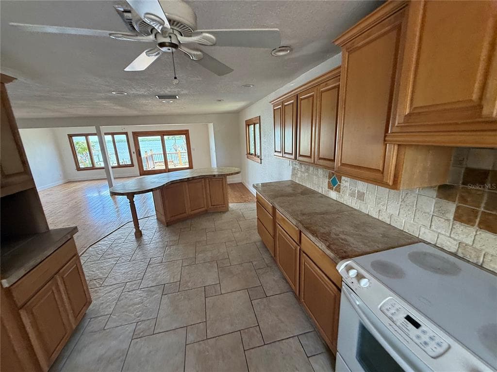 6111 BAYOU GRANDE BOULEVARD NE photo 6