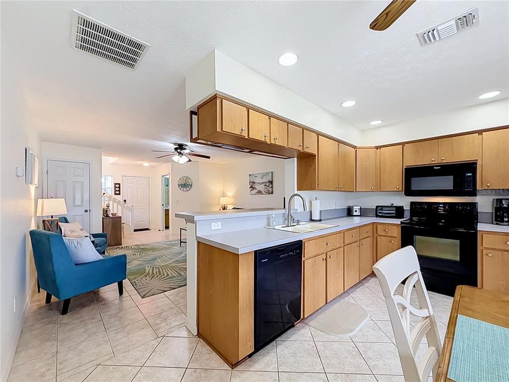 11122 W COVE HARBOR DRIVE 112 photo 13