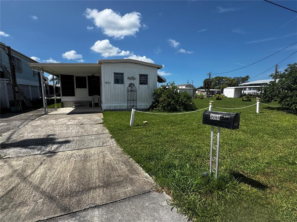 6810 GULL LANE photo 1
