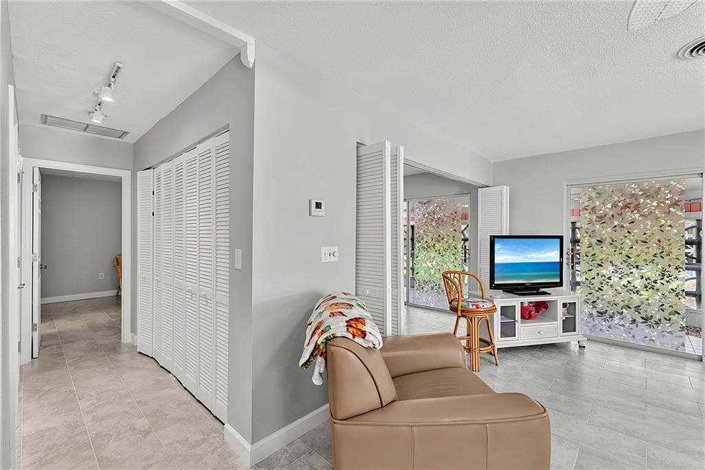 1205 TARPON CENTER DRIVE B4 photo 17