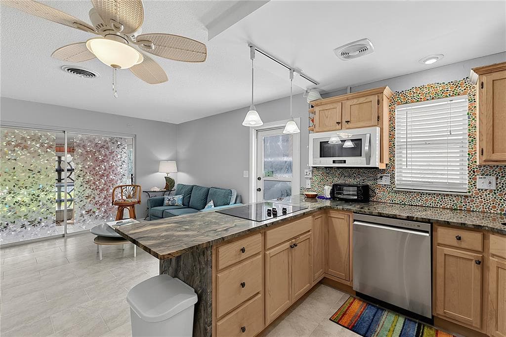 1205 TARPON CENTER DRIVE B4 photo 16