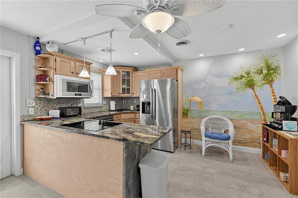 1205 TARPON CENTER DRIVE B4 photo 14