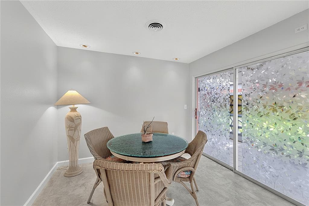 1205 TARPON CENTER DRIVE B4 photo 18