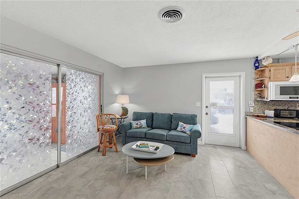 1205 TARPON CENTER DRIVE B4 photo 11