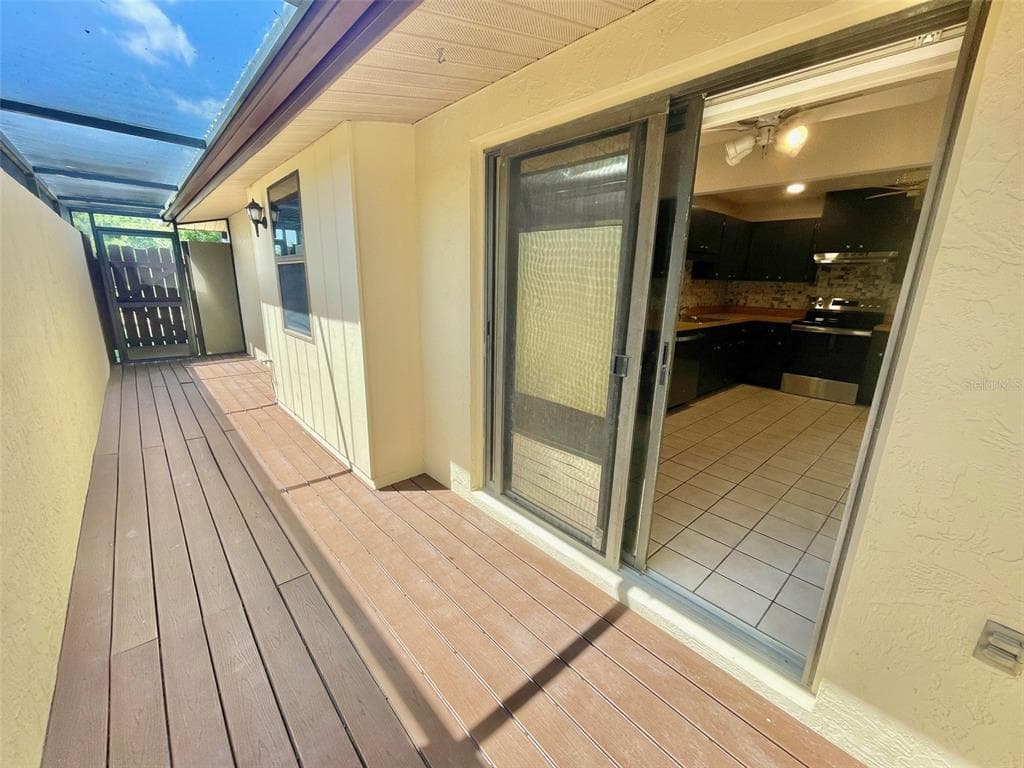 137 DRIFTING SANDS DRIVE photo 22