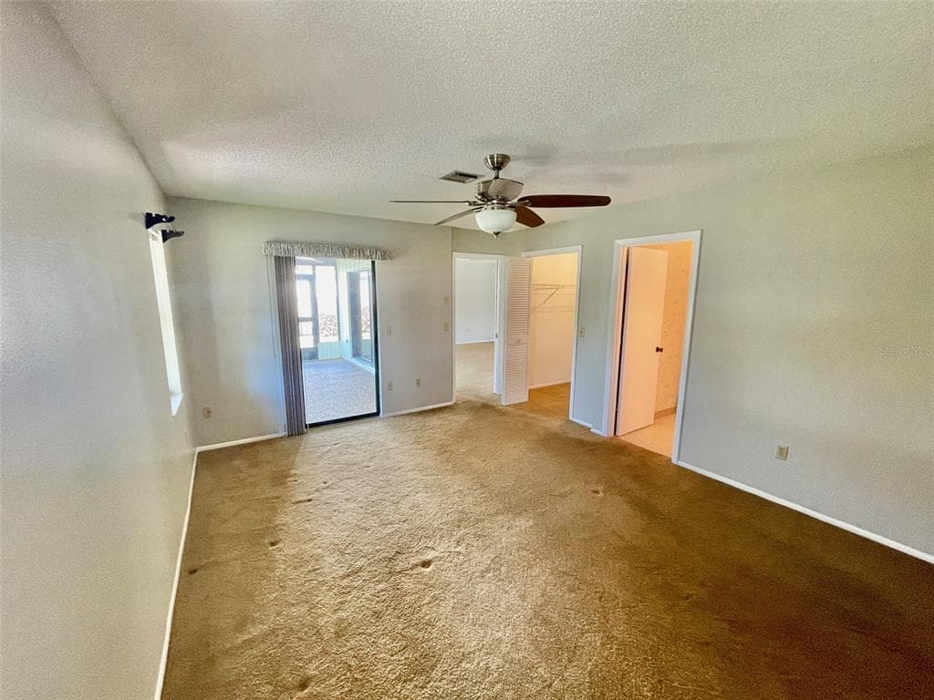 137 DRIFTING SANDS DRIVE photo 24