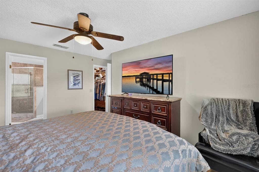 109 CORAL REEF COURT N photo 17