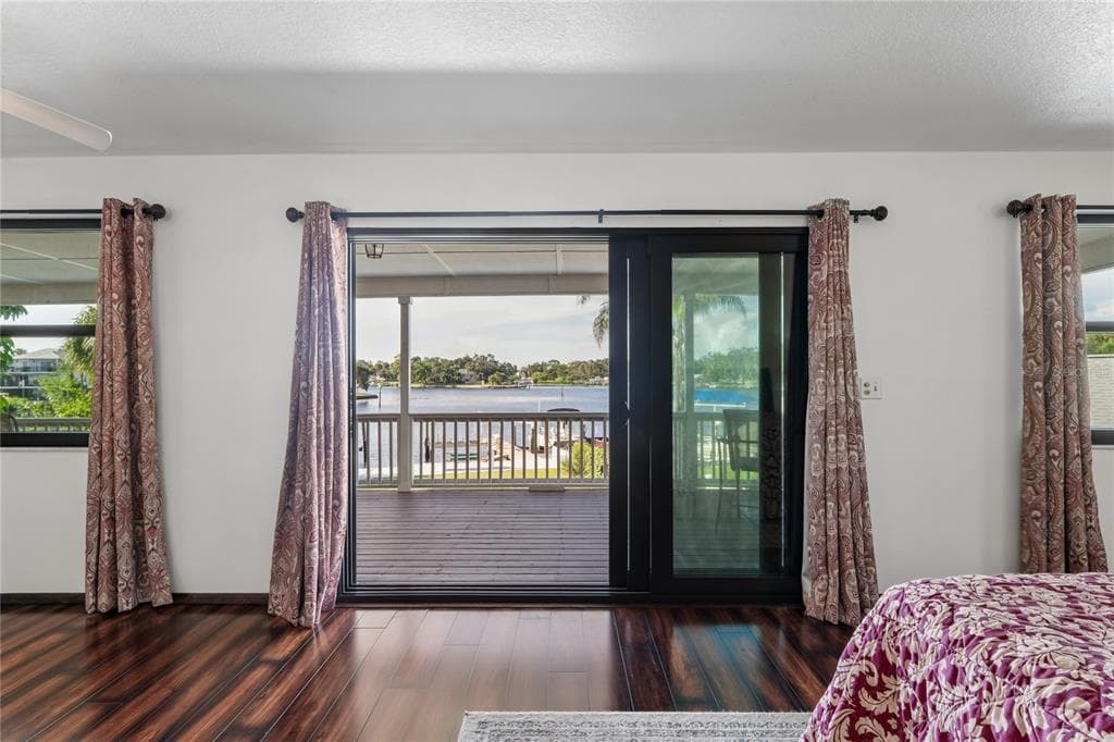 5531 MANATEE POINT DRIVE photo 20
