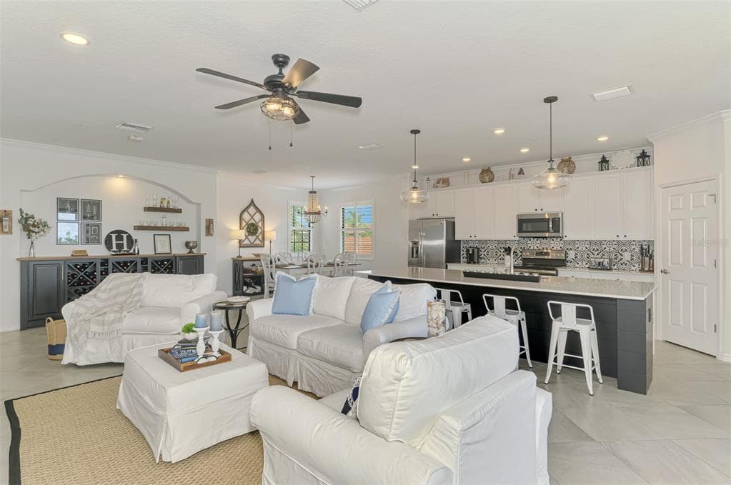 10797 TARFLOWER DRIVE 201 photo 16