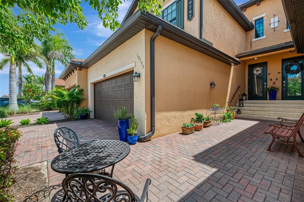 10797 TARFLOWER DRIVE 201 photo 7