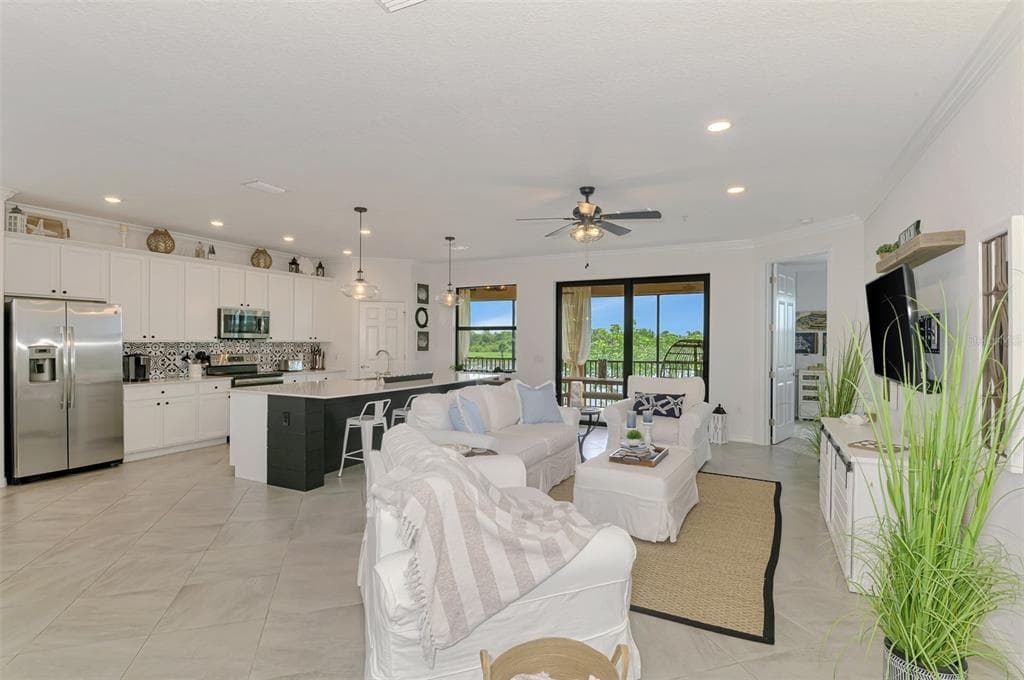 10797 TARFLOWER DRIVE 201 photo 14