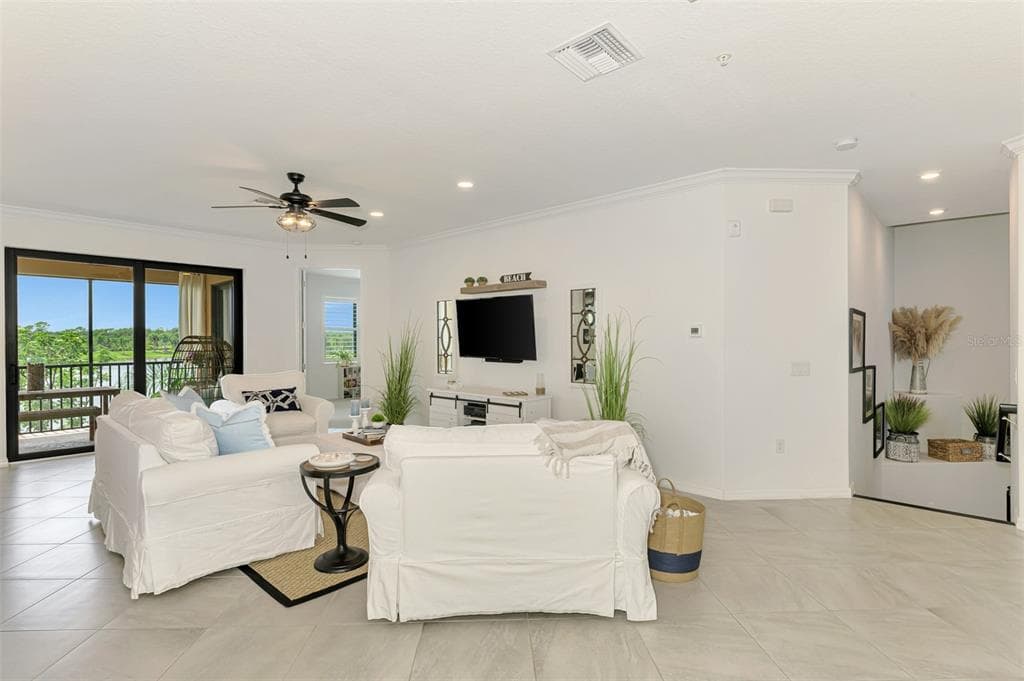 10797 TARFLOWER DRIVE 201 photo 15