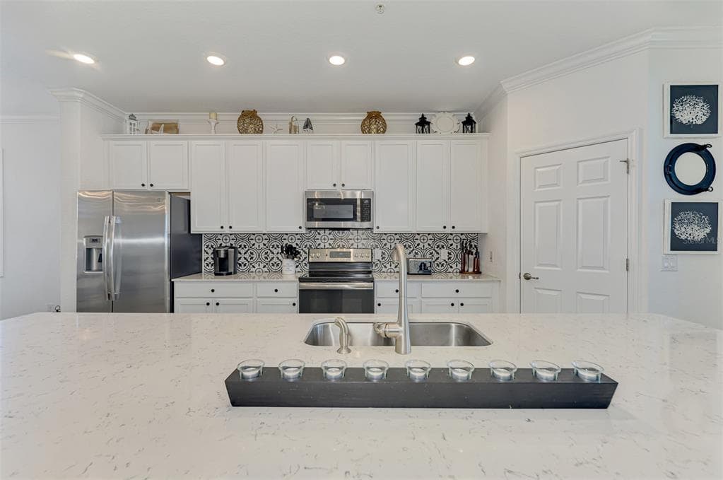 10797 TARFLOWER DRIVE 201 photo 19