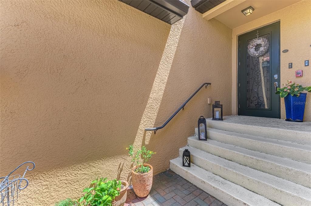 10797 TARFLOWER DRIVE 201 photo 8