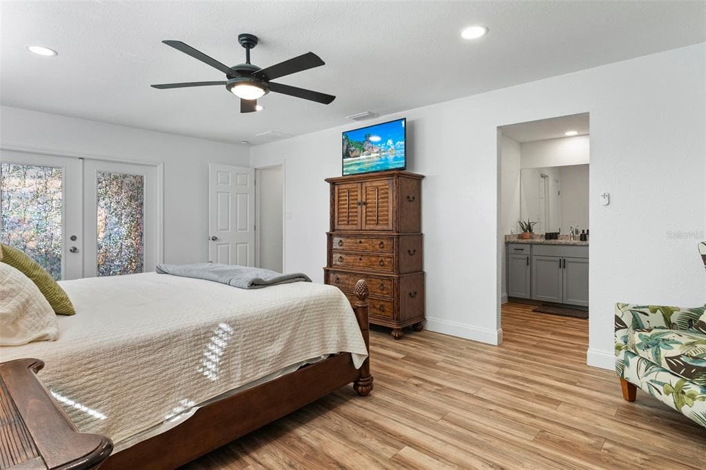 20495 ALBURY DRIVE photo 18