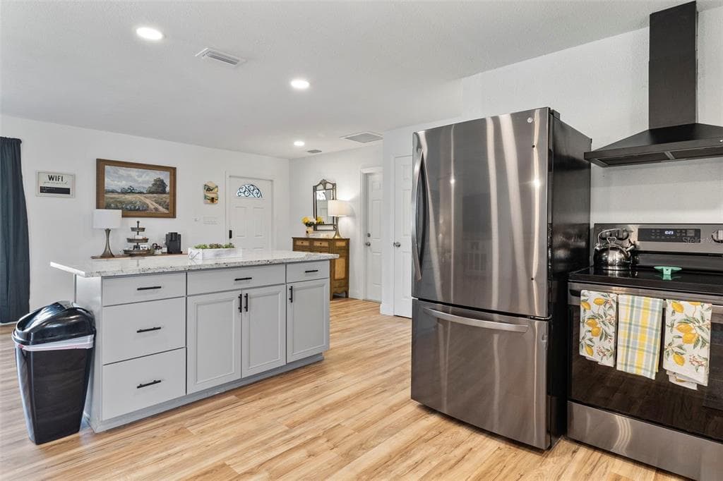 20495 ALBURY DRIVE photo 21