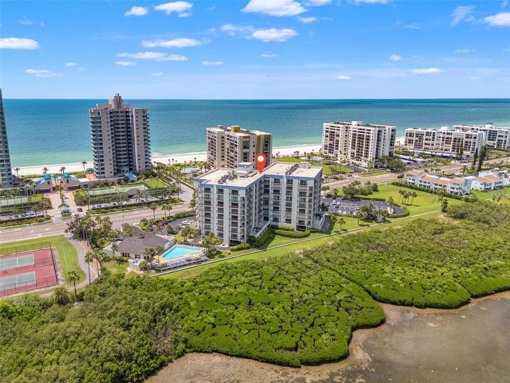 1501 GULF BOULEVARD 206 photo 2