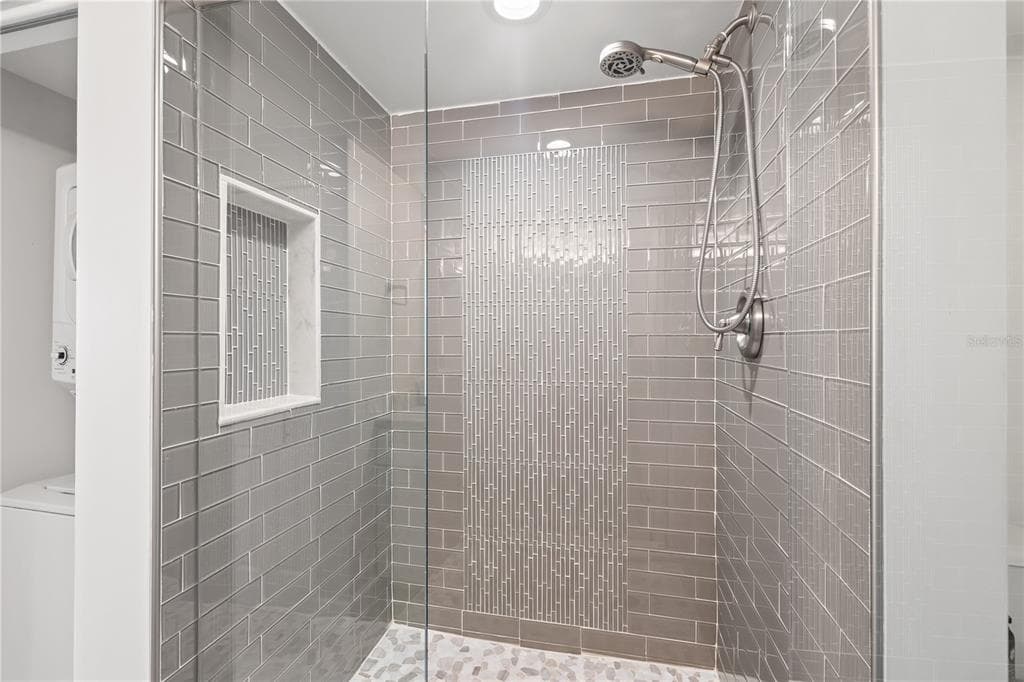 1501 GULF BOULEVARD 206 photo 17