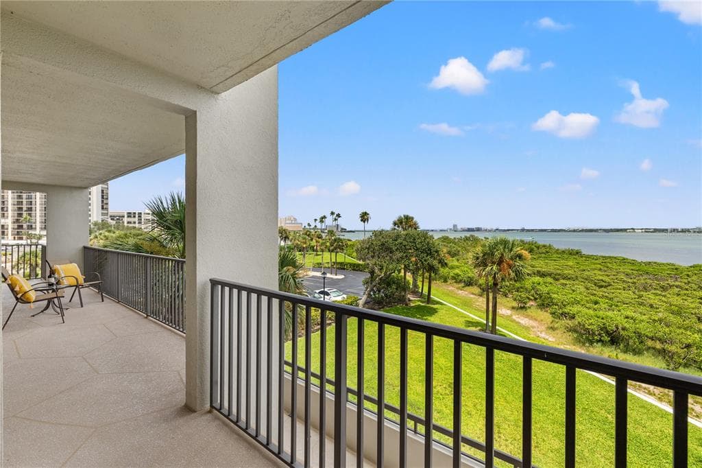 1501 GULF BOULEVARD 206 photo 19