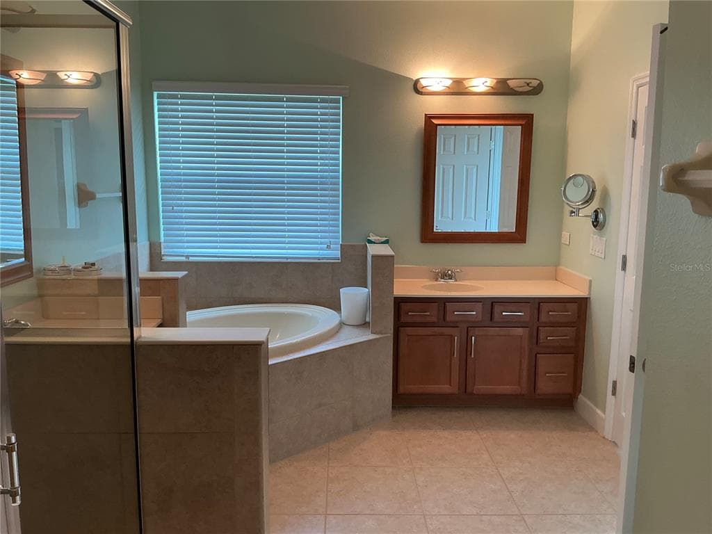 7059 ISLAMORADA CIRCLE photo 19