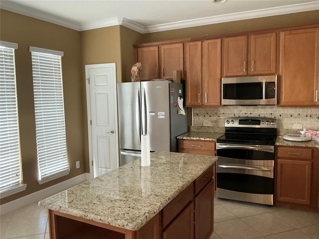 7059 ISLAMORADA CIRCLE photo 8