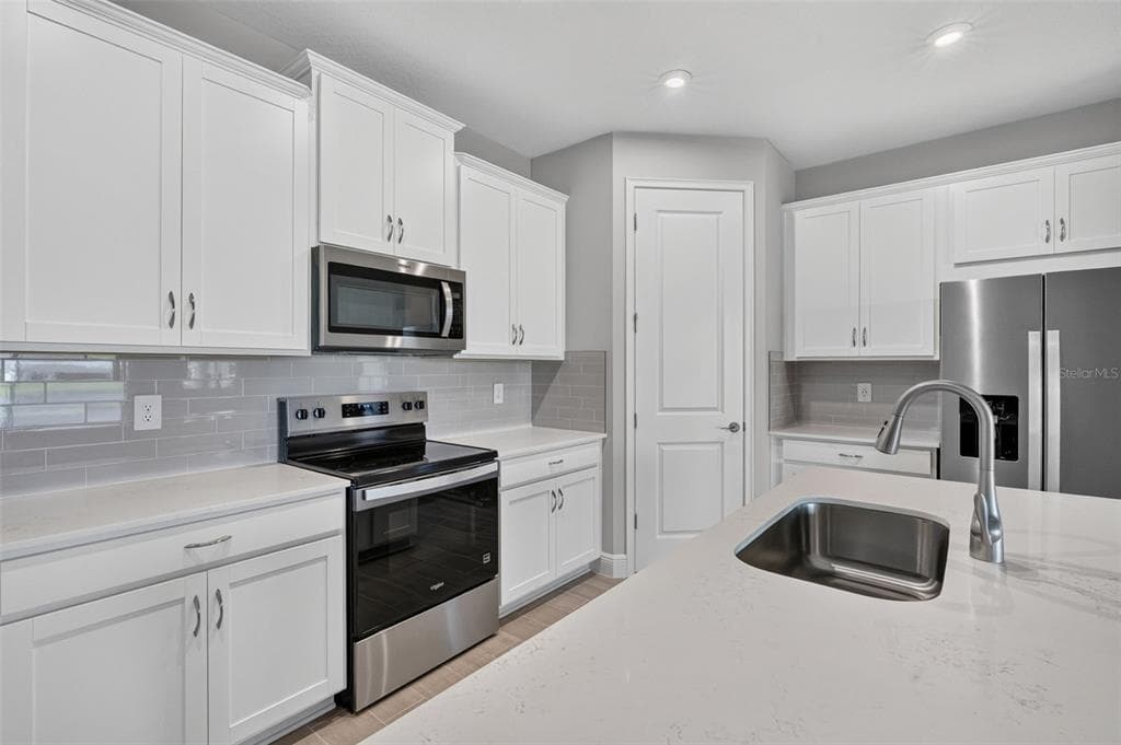 12324 49TH STREET E photo 10