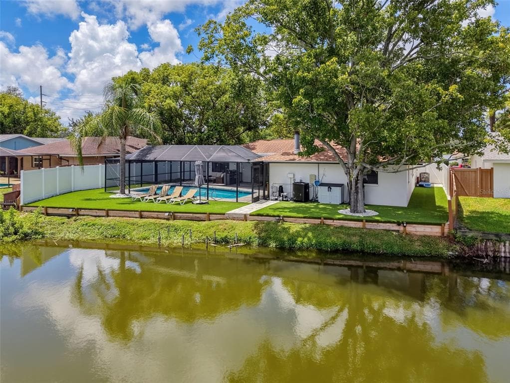 2121 BEECHER ROAD photo 17