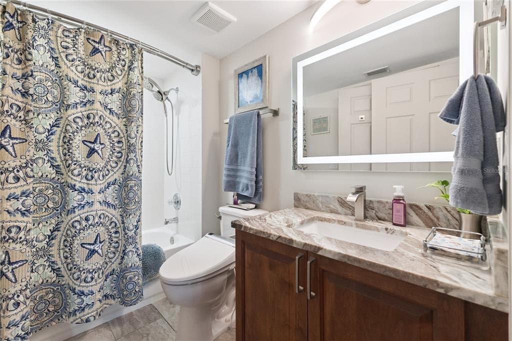 2055 S ATLANTIC AVENUE 705 photo 23