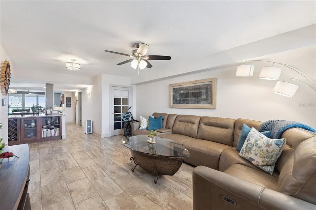 2055 S ATLANTIC AVENUE 705 photo 25