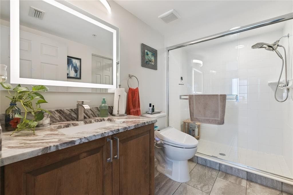 2055 S ATLANTIC AVENUE 705 photo 21