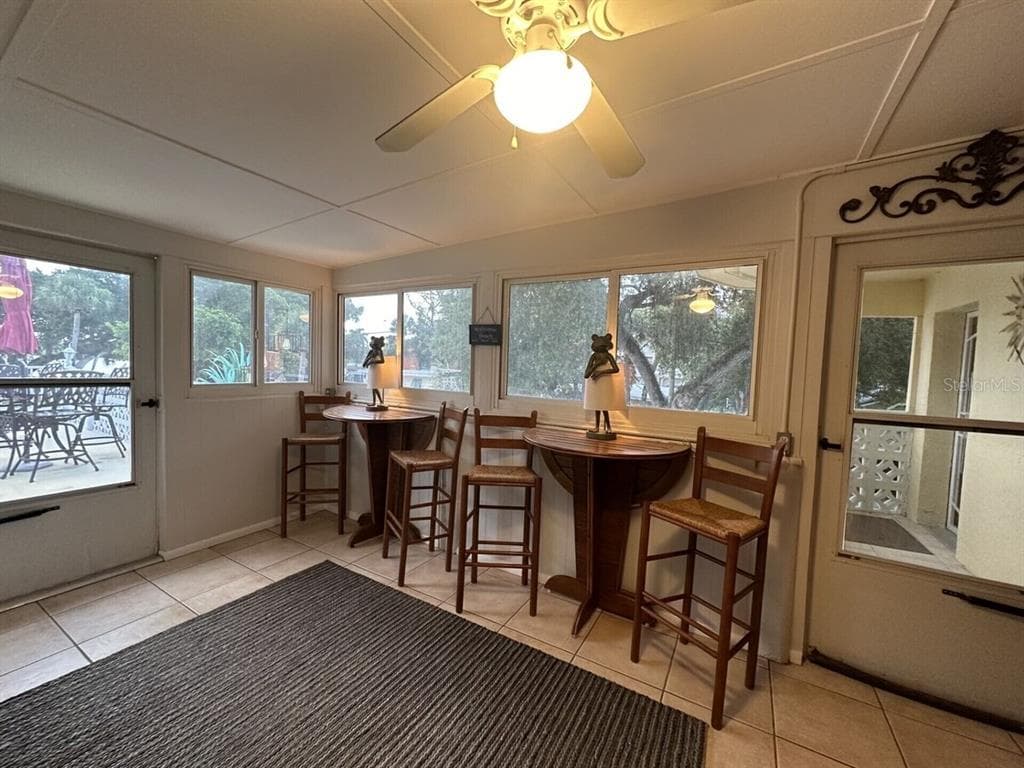 5955 MIDNIGHT PASS ROAD 21E photo 21