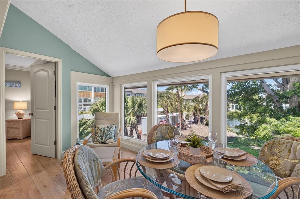 1141 W PEPPERTREE DRIVE 1141 photo 12
