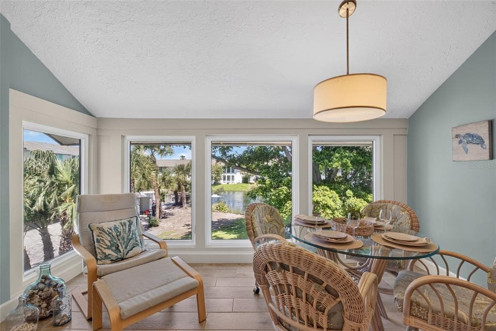 1141 W PEPPERTREE DRIVE 1141 photo 10