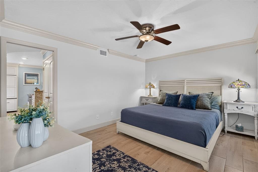 1141 W PEPPERTREE DRIVE 1141 photo 18