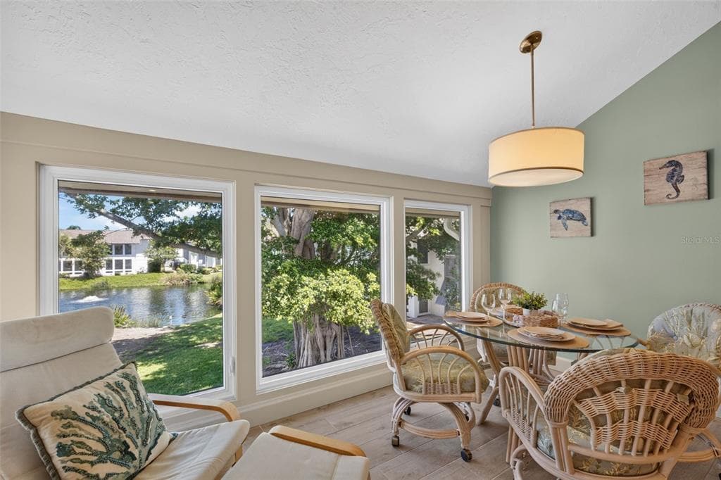 1141 W PEPPERTREE DRIVE 1141 photo 11