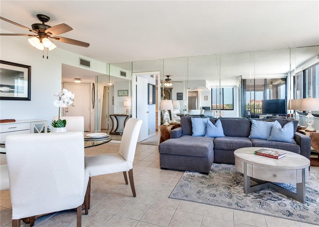6104 PALMA DEL MAR BOULEVARD S 404 photo 24