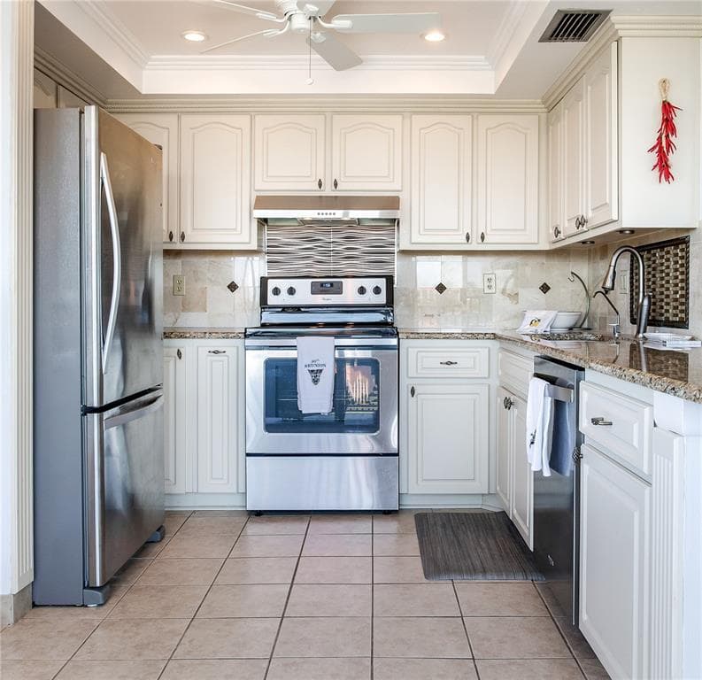 6104 PALMA DEL MAR BOULEVARD S 404 photo 15