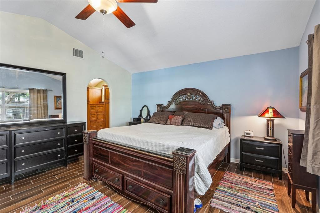 3131 N CANAL DRIVE photo 18