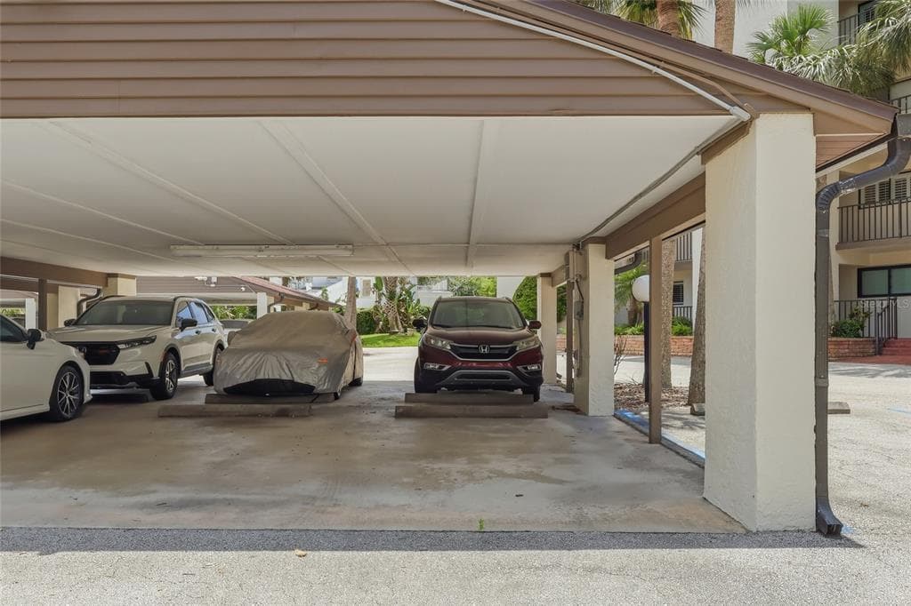944 S PENINSULA DRIVE 5010 photo 7
