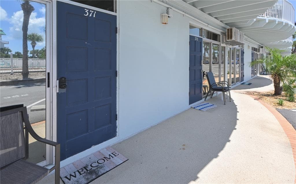 18399 GULF BOULEVARD 371 photo 2