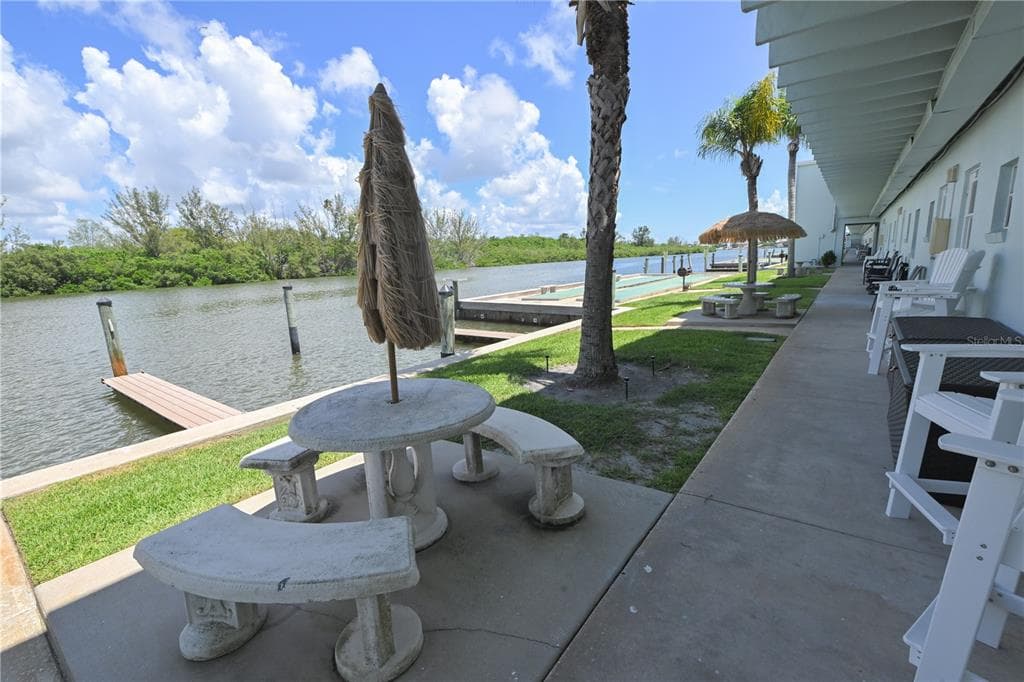 18399 GULF BOULEVARD 371 photo 25