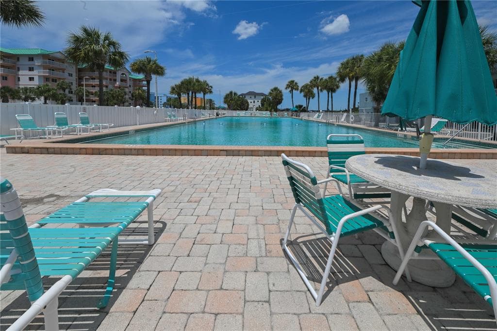 18399 GULF BOULEVARD 367 photo 3