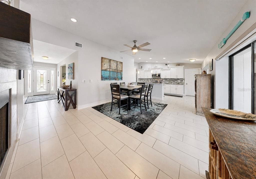 708 SPANISH MAIN DRIVE photo 17
