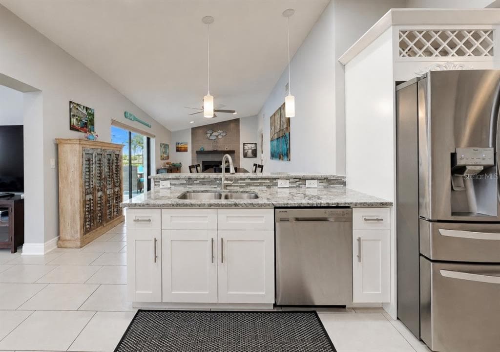 708 SPANISH MAIN DRIVE photo 24