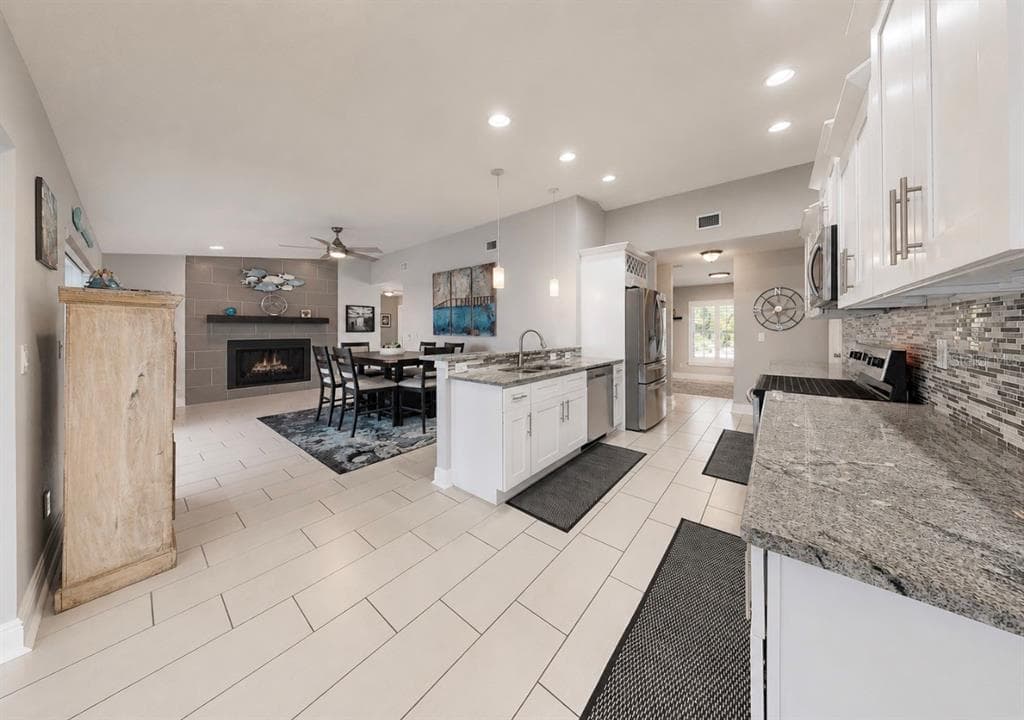 708 SPANISH MAIN DRIVE photo 25