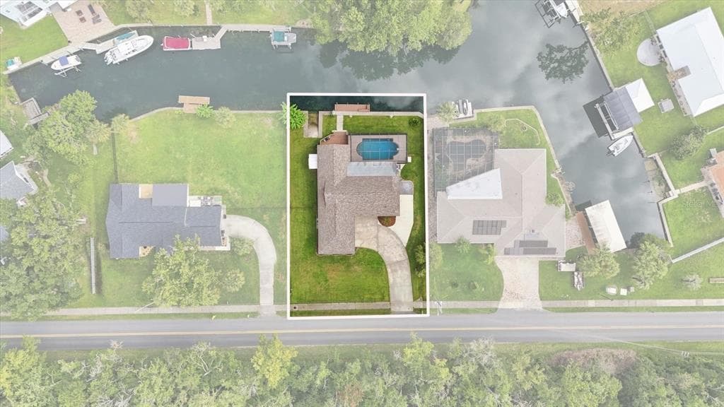 220 SE KINGS BAY DRIVE photo 2