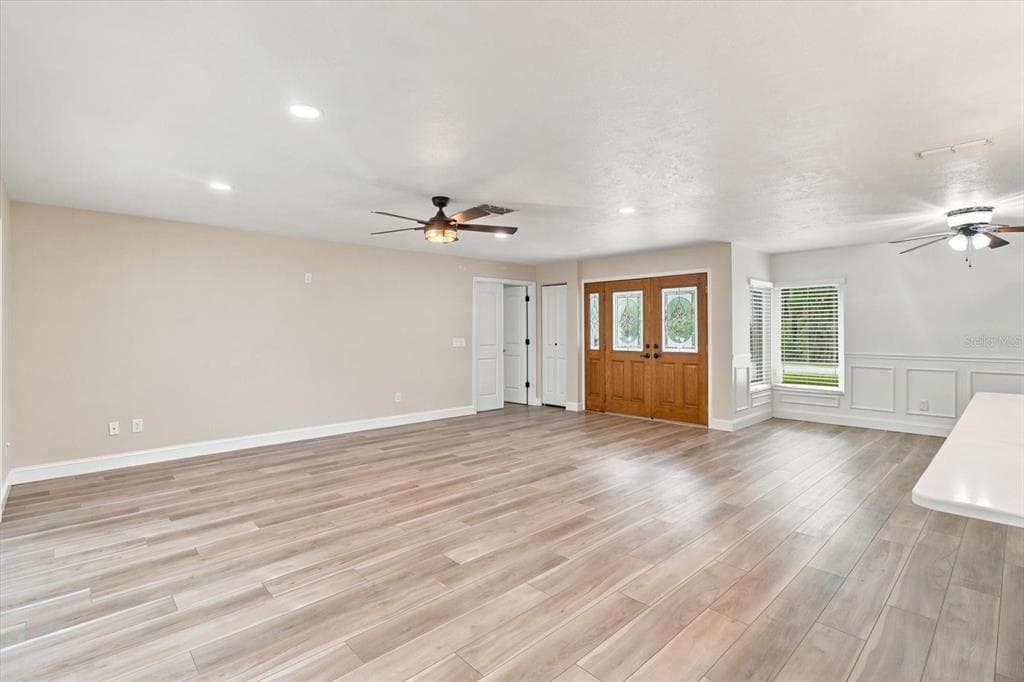 220 SE KINGS BAY DRIVE photo 8