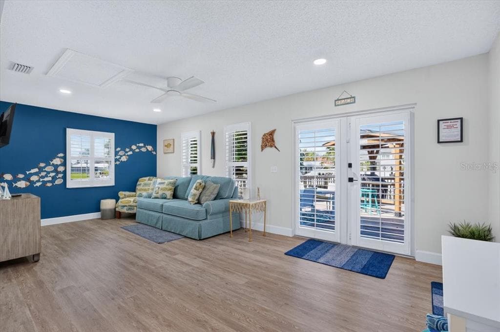 5016 MANGROVE POINT ROAD photo 20