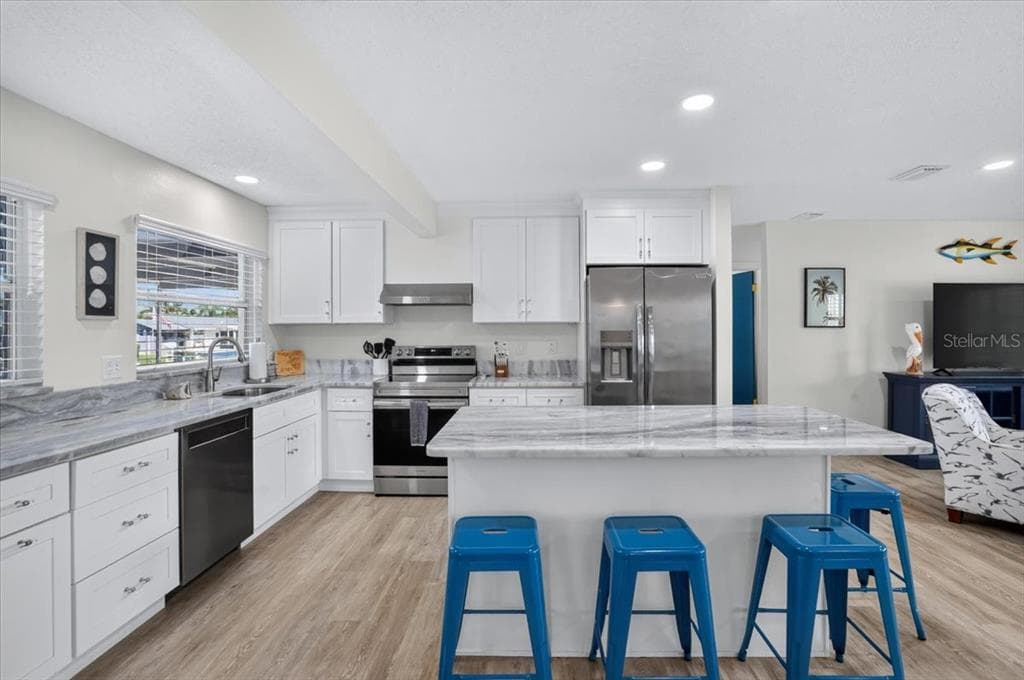 5016 MANGROVE POINT ROAD photo 15