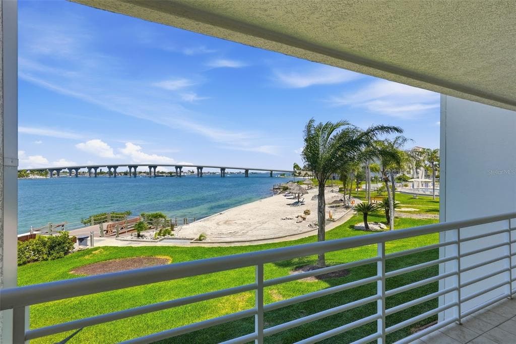 6081 BAHIA DEL MAR CIRCLE 251 photo 12